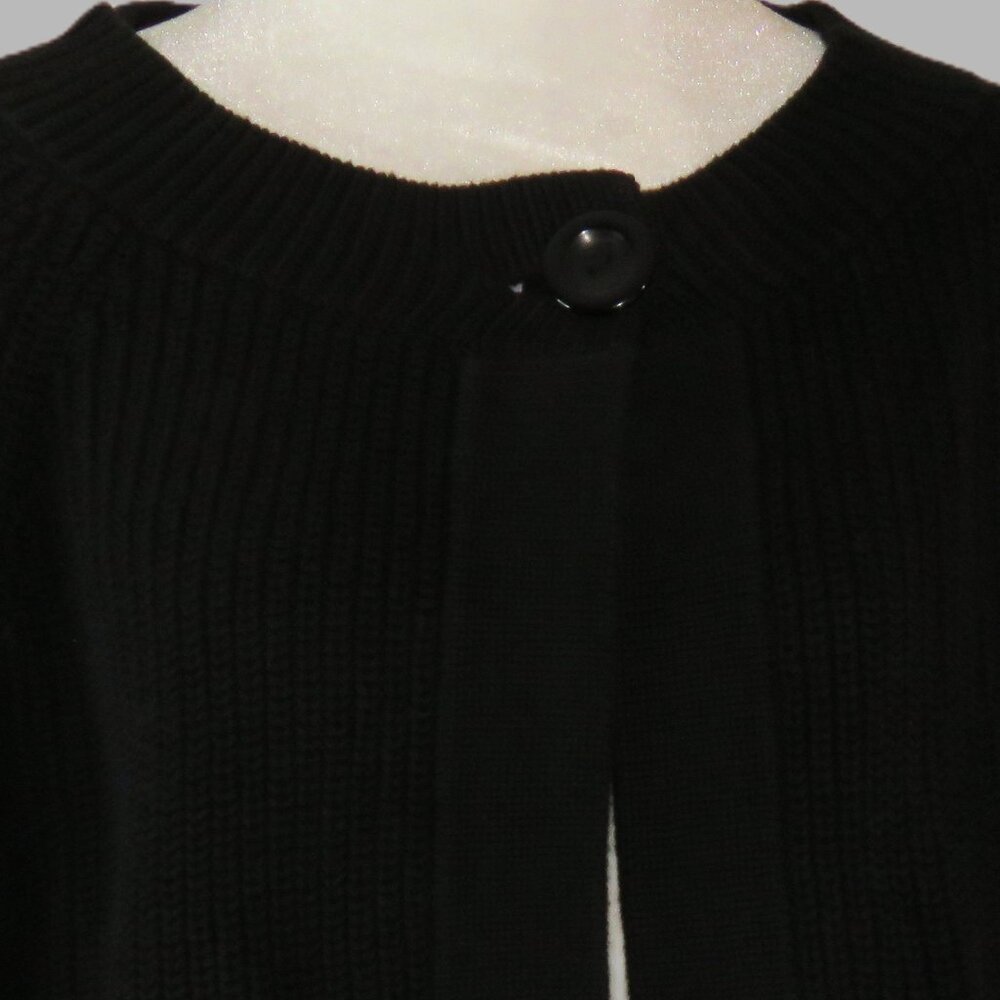 Heirloom Limited Women's Black Short Sleeve One-Button Crop Sweater Size S C786